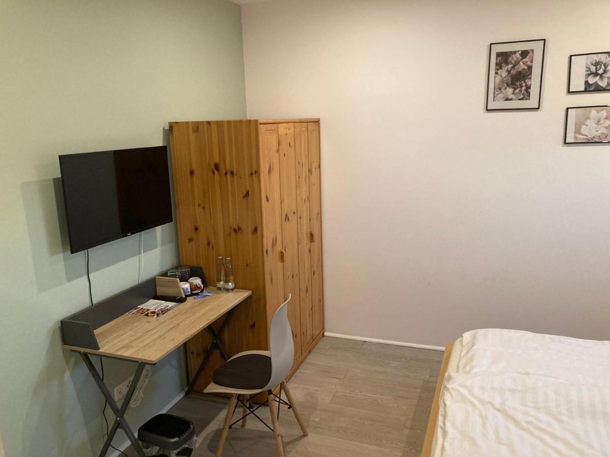 Gaeste Und Messezimmer Adelheidsdorf Zewnętrze zdjęcie